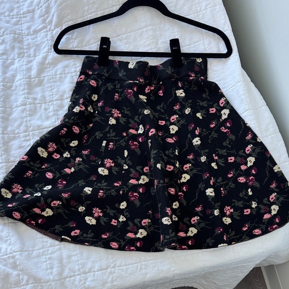Club Monaco Black Floral Skater Skirt - Picture 1 of 3